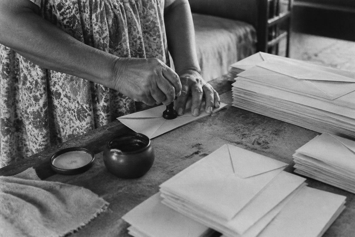 Envelopando cartas no improviso